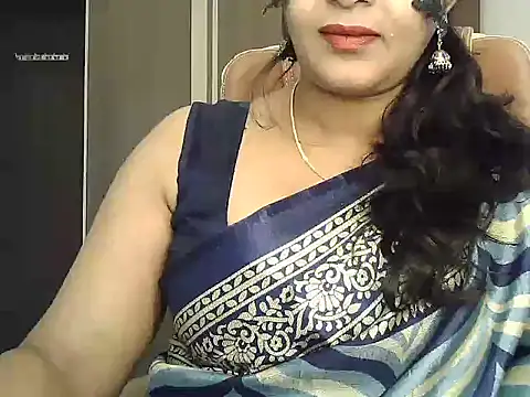 Snapshot of Spandana_Sweety chatting on 10-24-25, 06:10 Spandana Sweety online show from 10-24-25, 06:10