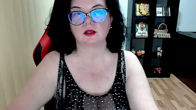 MissTroublle online show from 05-26-26, 10:00