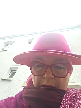 MucMilf59 online show from 10-17-25, 09:45