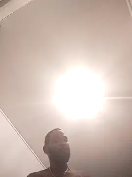 Snapshot of cosmos971 chatting on 11-08-25, 04:40 cosmos971 online show from 11-08-25, 04:40