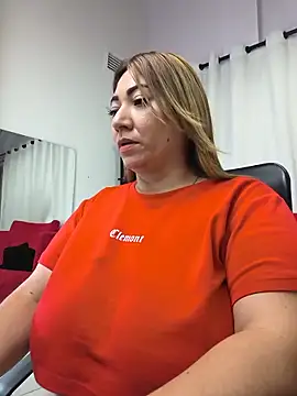 Snapshot of kendra_fire chatting on 06-10-26, 12:00 kendra fire online show from 06-10-26, 12:00