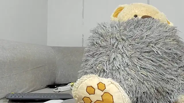 Snapshot of SandraGoldstein chatting on 03-02-25, 08:18 SandraGoldstein online show from 03-02-25, 08:18