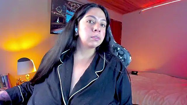 Snapshot of coraline_latin chatting on 12-21-24, 10:08 coraline latin online show from 12-21-24, 10:08