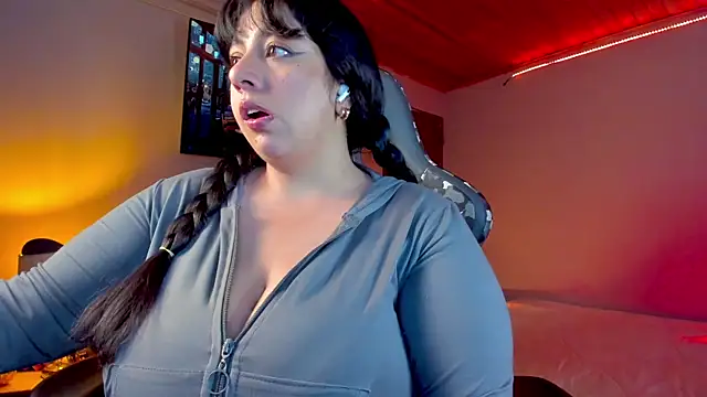 Snapshot of coraline_latin chatting on 01-17-25, 12:42 coraline latin online show from 01-17-25, 12:42