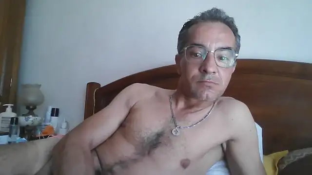 CarlosRocha73 online show from 06-16-26, 04:09