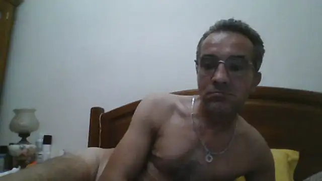 CarlosRocha73 online show from 06-17-26, 11:16
