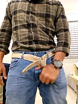 Snapshot of shakir12340 chatting on 09-08-25, 05:01 shakir12340 online show from 09-08-25, 05:01