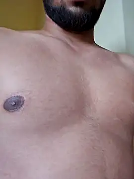 Snapshot of shakir12340 chatting on 12-19-25, 04:19 shakir12340 online show from 12-19-25, 04:19