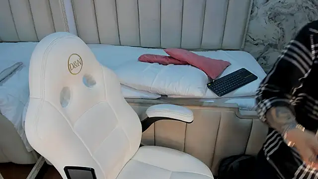 amy ink online show from 09-26-25, 11:25