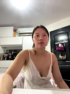 Snapshot of asianmystery203 chatting on 10-01-25, 01:33 asianmystery203 online show from 10-01-25, 01:33