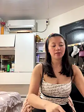 Snapshot of asianmystery203 chatting on 10-02-25, 02:07 asianmystery203 online show from 10-02-25, 02:07