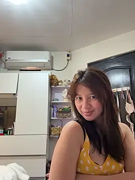 Snapshot of asianmystery203 chatting on 12-16-25, 01:43 asianmystery203 online show from 12-16-25, 01:43