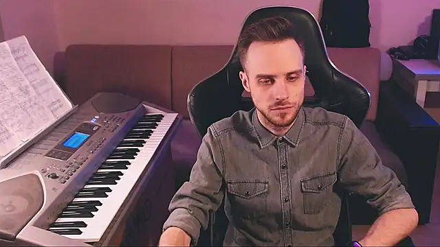 Snapshot of Sweetparker chatting on 02-25-26, 07:56 Sweetparker online show from 02-25-26, 07:56