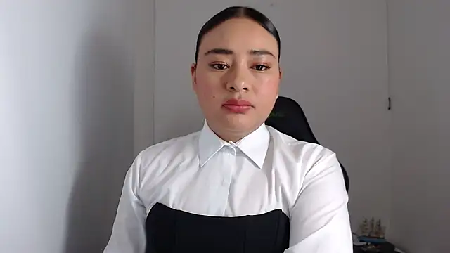 Snapshot of ReyleDoll chatting on 12-05-24, 08:44 ReyleDoll online show from 12-05-24, 08:44