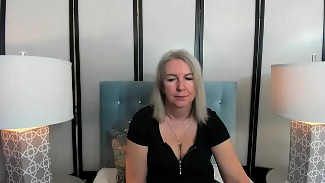 Snapshot of EricaTop chatting on 12-08-24, 05:50 EricaTop online show from 12-08-24, 05:50