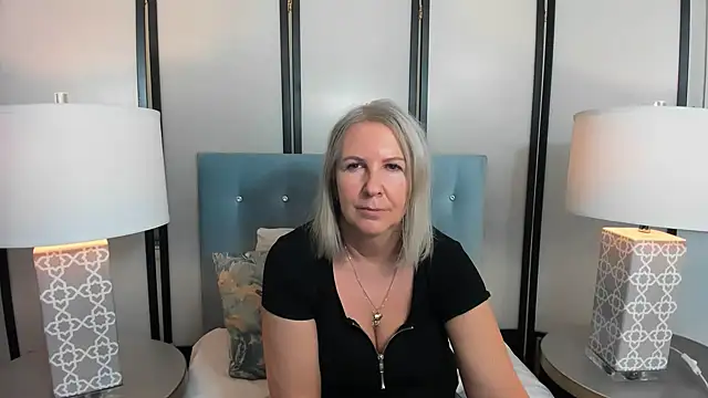 Snapshot of EricaTop chatting on 02-24-25, 04:58 EricaTop online show from 02-24-25, 04:58