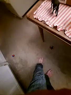 realeasy1 online show from 10-11-25, 04:01