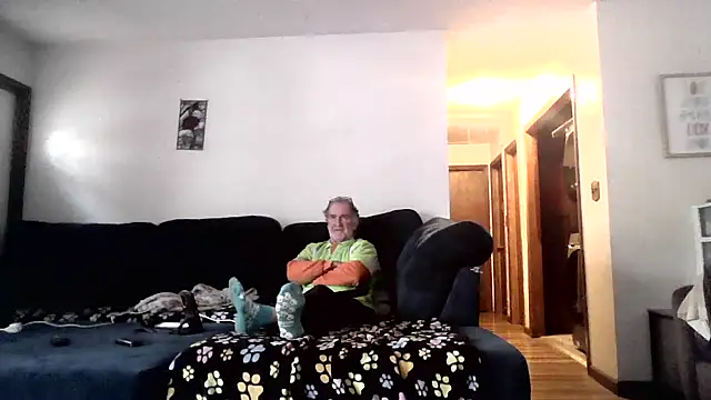 Sweet Sexy1963 online show from 10-28-25, 04:53