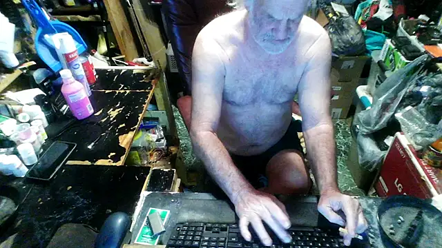 Snapshot of russtee chatting on 01-07-26, 10:12 russtee online show from 01-07-26, 10:12