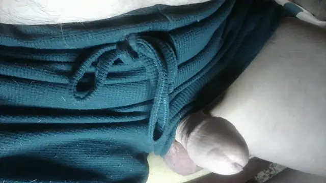 Snapshot of russtee chatting on 02-28-26, 12:44 russtee online show from 02-28-26, 12:44