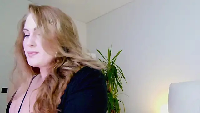 Sinful Eyes online show from 04-01-26, 02:23