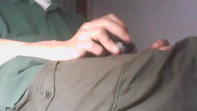 Snapshot of Moro_ra chatting on 09-24-25, 06:44 Moro ra online show from 09-24-25, 06:44