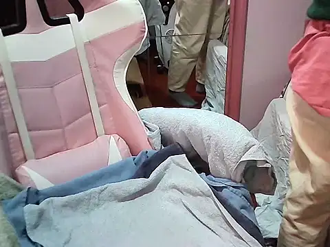 Snapshot of SexyAmanda32 chatting on 02-27-25, 10:37 SexyAmanda32 online show from 02-27-25, 10:37