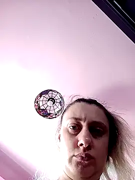 Snapshot of SexyAmanda32 chatting on 03-20-25, 11:05 SexyAmanda32 online show from 03-20-25, 11:05