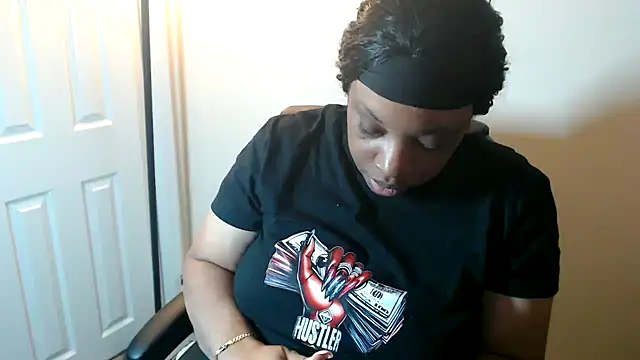 Sexymona1218 online show from 03-20-26, 06:29