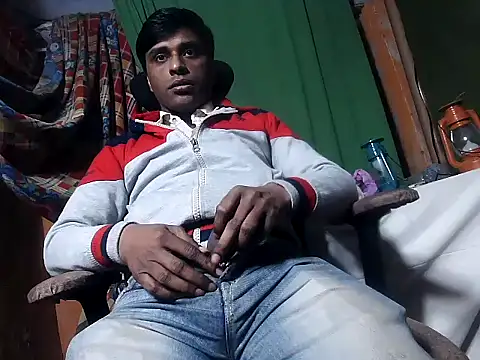 Snapshot of desiboy1101 chatting on 02-22-25, 03:34 desiboy1101 online show from 02-22-25, 03:34