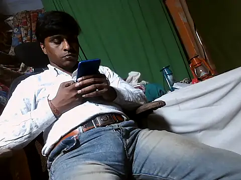 Snapshot of desiboy1101 chatting on 03-11-25, 01:34 desiboy1101 online show from 03-11-25, 01:34