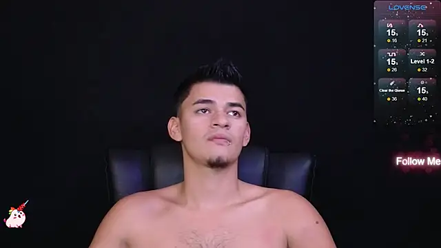 Snapshot of VikoHands chatting on 01-25-25, 08:53 VikoHands online show from 01-25-25, 08:53