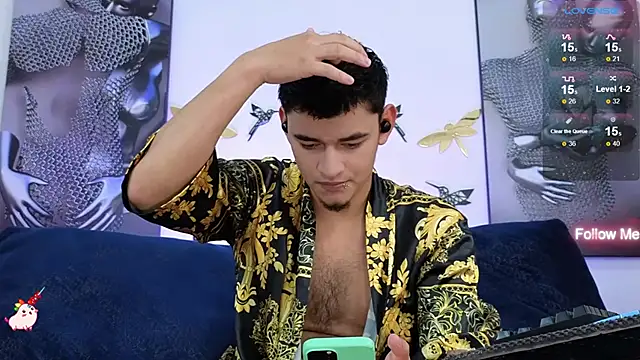 Snapshot of VikoHands chatting on 02-18-25, 07:52 VikoHands online show from 02-18-25, 07:52