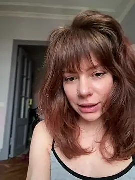 Snapshot of Oopsfoxy chatting on 02-19-26, 06:20 Oopsfoxy online show from 02-19-26, 06:20