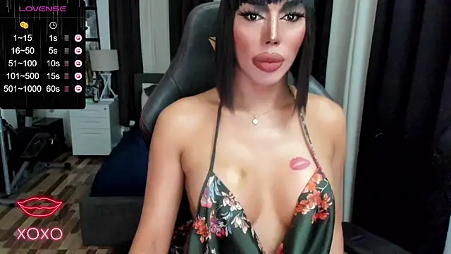 Forever MissCandace online show from 01-30-25, 04:34