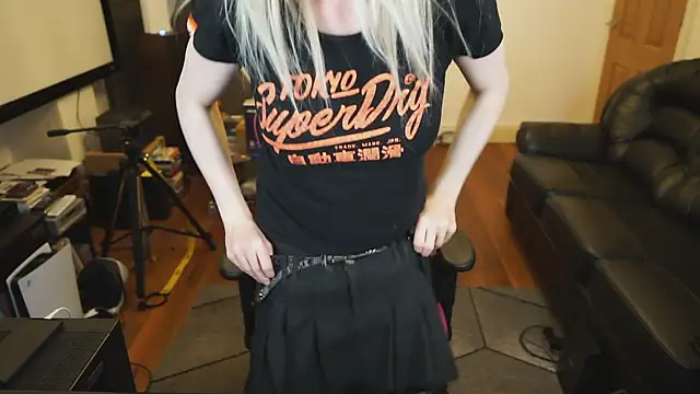 KelseyCobalt online show from 01-17-25, 01:15