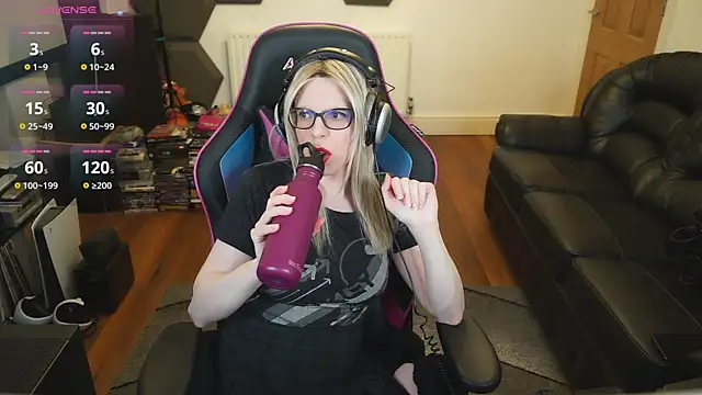 KelseyCobalt online show from 03-18-25, 09:53