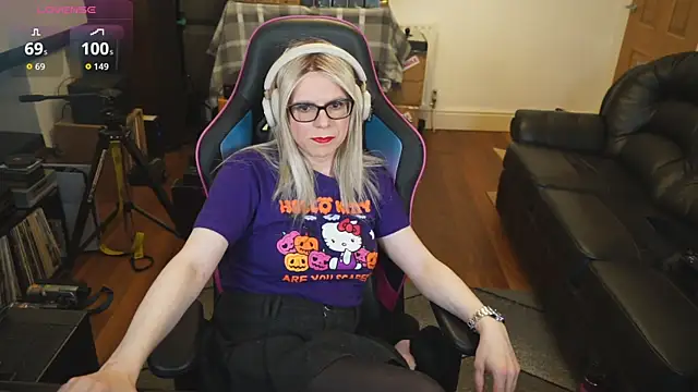 KelseyCobalt online show from 09-30-25, 08:03
