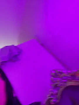 Snapshot of _MelinaCurves_ chatting on 12-02-25, 11:11 MelinaCurves online show from 12-02-25, 11:11