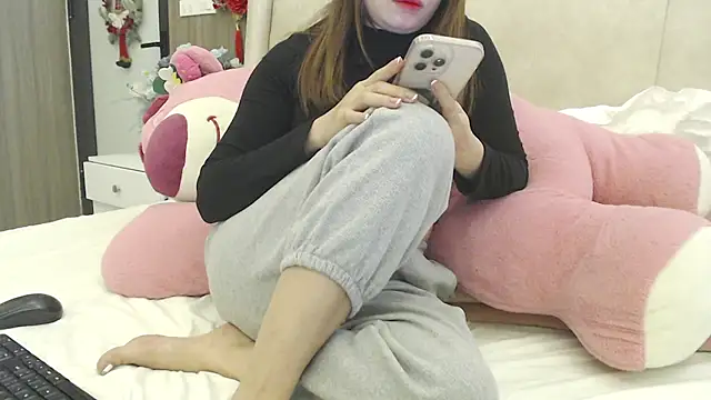 Snapshot of Hanako_love chatting on 02-25-25, 03:38 Hanako love online show from 02-25-25, 03:38