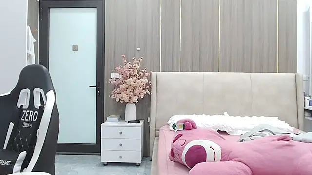 Snapshot of Hanako_love chatting on 09-16-25, 03:51 Hanako love online show from 09-16-25, 03:51