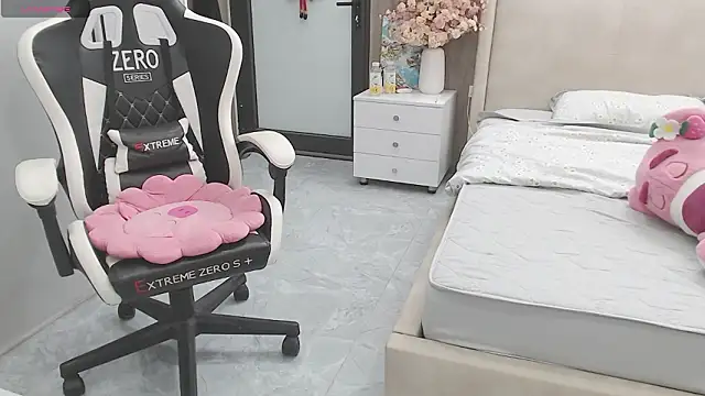 Hanako love online show from 03-10-26, 04:23