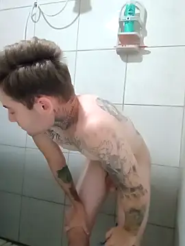 Snapshot of DanielMagains chatting on 10-13-25, 07:47 DanielMagains online show from 10-13-25, 07:47