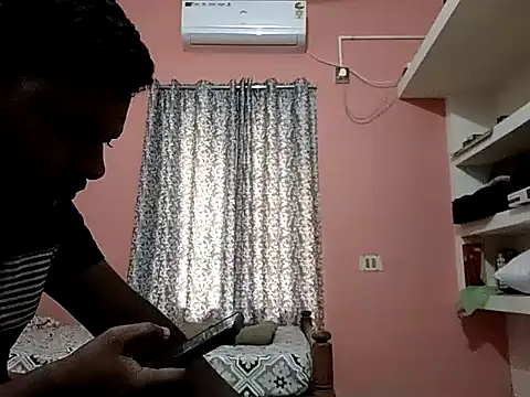 Snapshot of Aneesh007m chatting on 10-17-25, 09:56 Aneesh007m online show from 10-17-25, 09:56