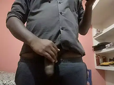 Snapshot of Aneesh007m chatting on 02-02-26, 06:39 Aneesh007m online show from 02-02-26, 06:39