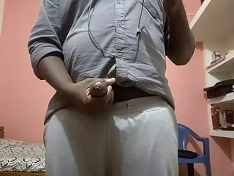 Snapshot of Aneesh007m chatting on 02-05-26, 05:28 Aneesh007m online show from 02-05-26, 05:28