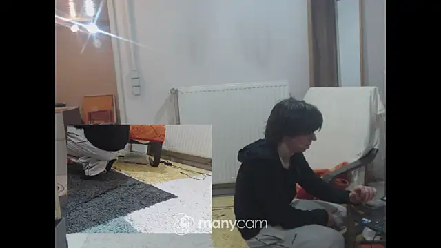 Snapshot of boytoy07 chatting on 02-27-25, 02:42 boytoy07 online show from 02-27-25, 02:42