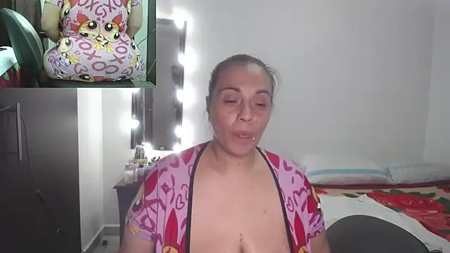 zoe hotxxx online show from 10-22-25, 02:45