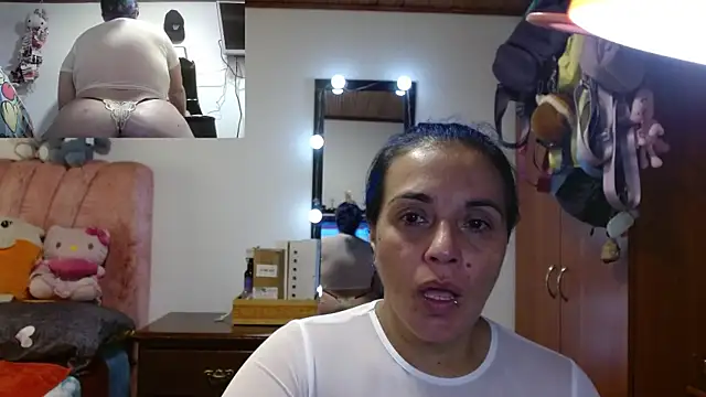 Snapshot of zoe_hotxxx chatting on 06-22-26, 02:03 zoe hotxxx online show from 06-22-26, 02:03