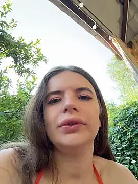 Snapshot of Naughty_Alice chatting on 06-25-26, 02:22 Naughty Alice online show from 06-25-26, 02:22
